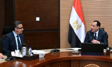 رئيس الوزراء يتابع خطة الاستعداد لرمضان 2026.. وتخفيضات «أهلاً رمضان» تصل إلى 25% 3 رئيس الوزراء يتابع خطة الاستعداد لرمضان 2026.. وتخفيضات «أهلاً رمضان» تصل إلى 25%