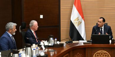 رئيس الوزراء يلتقي رئيس شركة «بوينج» الأمريكية لبحث تعزيز وتطوير الشراكة مع مصر