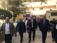 نائب وزير الصحة يضع خطة عاجلة لتنظيم عيادات التأمين الصحي بالجيزة