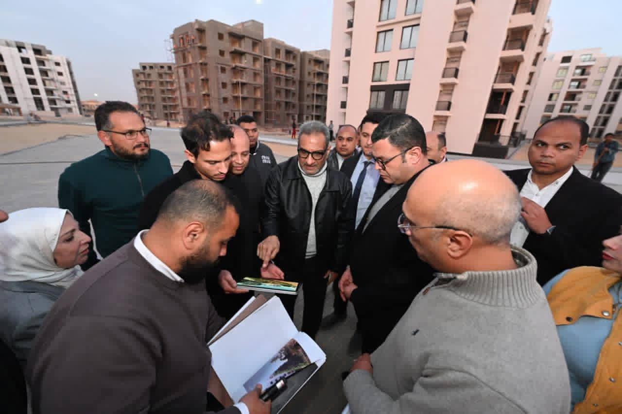 وزير الإسكان يتفقد محطات كهرباء ومشروعات سكنية بتوسعات مدينة الشيخ زايد ويؤكد تلبية مطالب الحاجزين 1 وزير الإسكان يتفقد محطات كهرباء ومشروعات سكنية بتوسعات مدينة الشيخ زايد ويؤكد تلبية مطالب الحاجزين