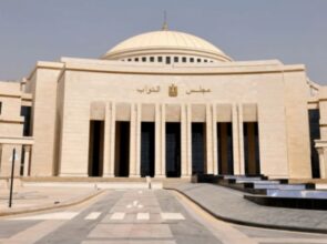 بعد انفراد الأغلبية باللجان.. كواليس محاولات نواب المعارضة تشكيل كتلة برلمانية في مجلس النواب