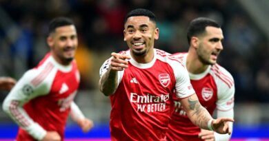 أرسنال يستضيف مانشستر يونايتد في مواجهة نارية بالدوري الإنجليزي اليوم