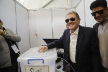 السيد البدوي أثناء الإدلاء بصوته في انتخابات رئاسة الوفد: سأعتذار للشعب المصري