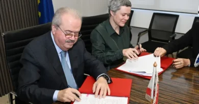 الاتحاد الأوروبي ولبنان يوقعان 6 اتفاقات بـ110.5 مليون يورو لدعم الأمن والتعافي في لبنان