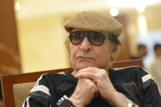 محيي إسماعيل يغادر المستشفى إلى دار كبار الفنانين بعد استقرار حالته الصحية