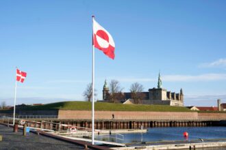 بين طموحات "الضم" والسيادة التاريخية.. كواليس الاجتماع "عالي المخاطر" في البيت الأبيض حول مستقبل جرينلاند