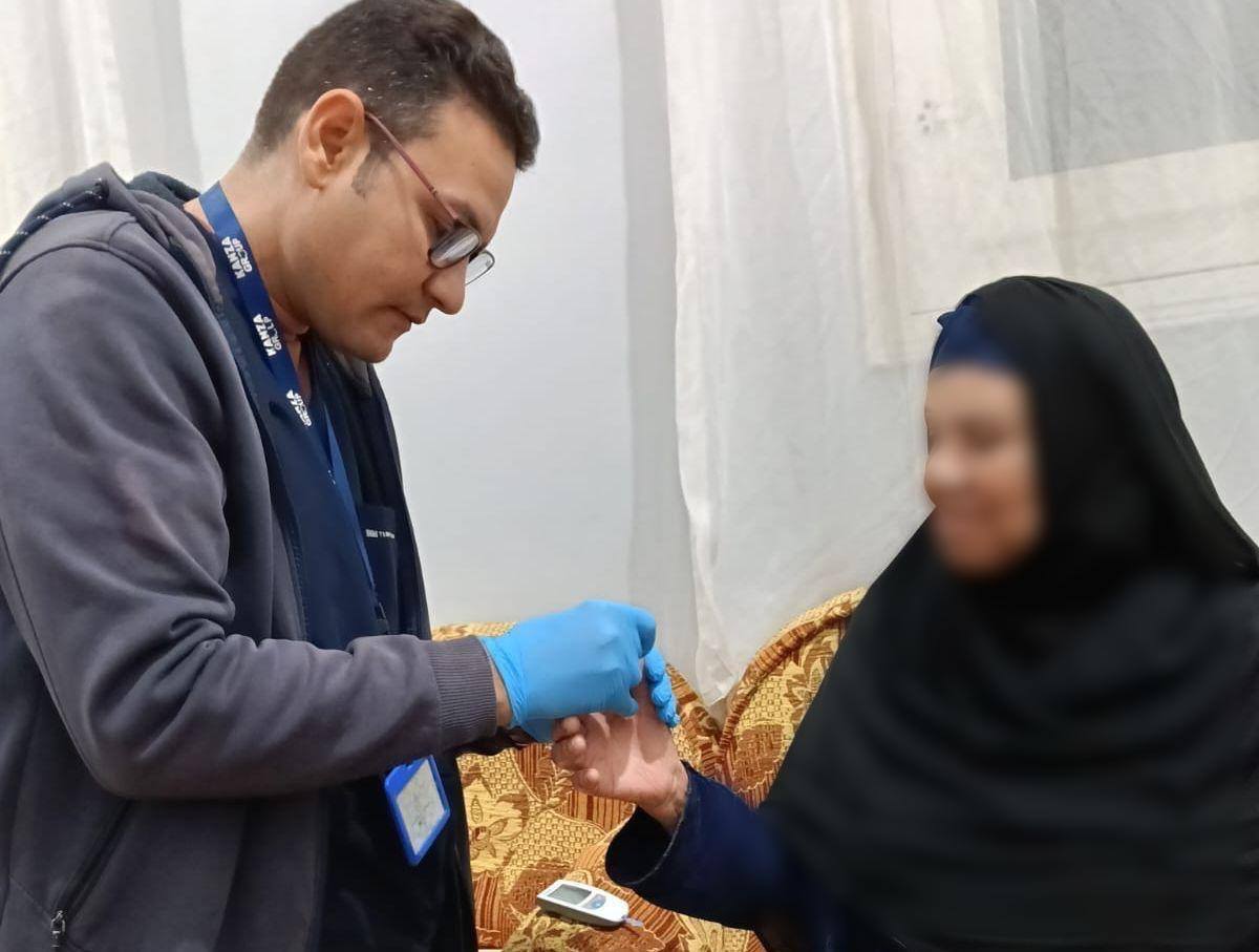 هيئة الرعاية الصحية تكثف الزيارات المنزلية لكبار السن وذوي الأمراض المزمنة