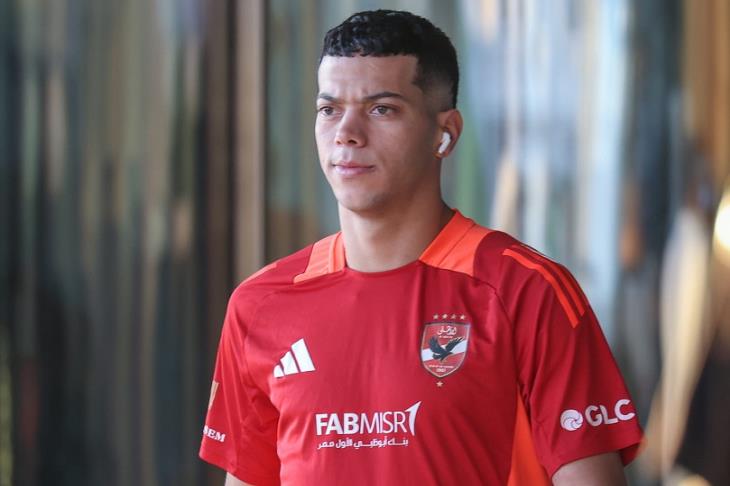 إمام عاشور يعود لتدريبات الأهلي اليوم بعد انتهاء عقوبة الإيقاف
