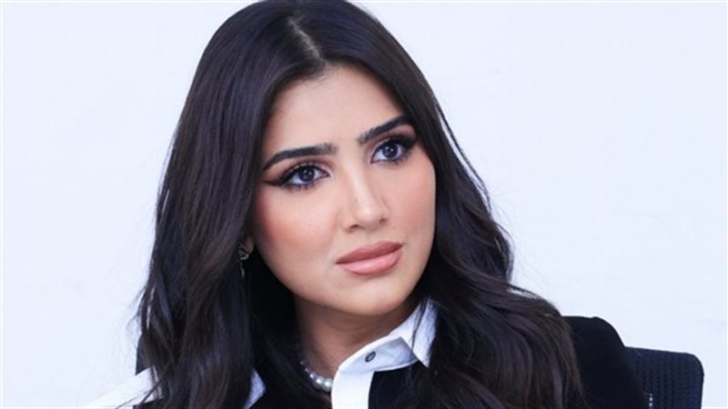 وفاة والد الفنانة مي عمر.. محمد سامي يعلن موعد عزاءه بمسجد الشرطة بالشيخ زايد