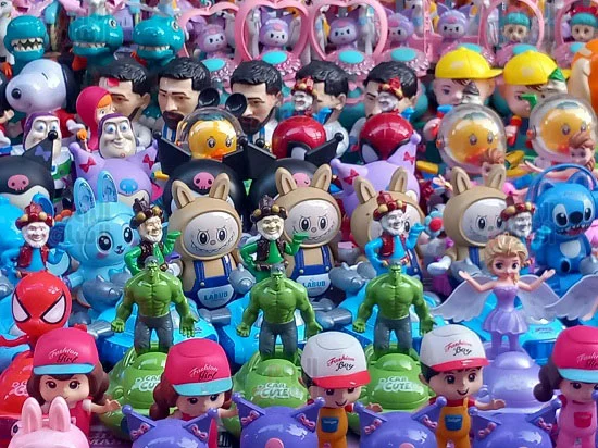 لابوبو وستيتش يخطفان الأنظار فى فوانيس رمضان 2026 ويغنيان «وحوى يا وحوى»