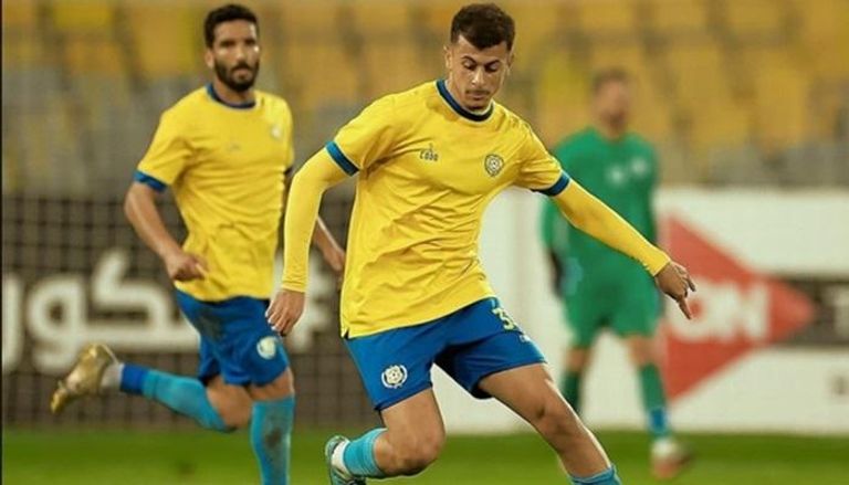 الأهلي يرفض بيع عمر الساعي ويطالب بعودته