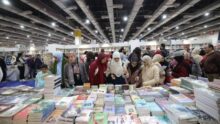 معرض القاهرة الدولي للكتاب في دورته الـ57 يحقق أرقامًا قياسية.. ملايين الزوار وتضاعف مبيعات الناشرين العرب رغم ارتفاع الأسعار