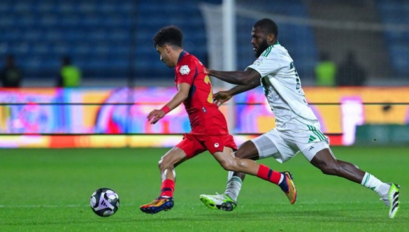 الأهلي في مهمة حسم الصدارة أمام الرياض في الدوري السعودي