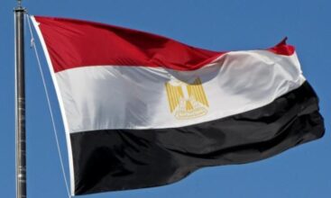 مصر تتابع بقلق التصعيد بين باكستان وأفغانستان