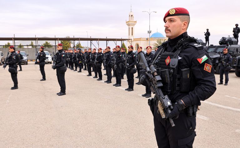 الأردن يستأنف التدريب العسكري للشباب بعد 35 عاماً من التوقف