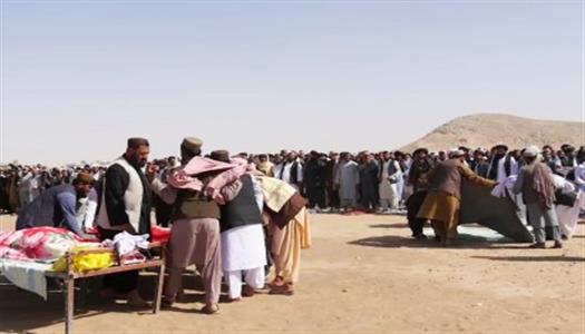 طبول الحرب تدق بين أفغانستان وباكستان.. نزيف دماء على خط ديورند والصين وروسيا تراقبان انفجار الصراع في قلب آسيا