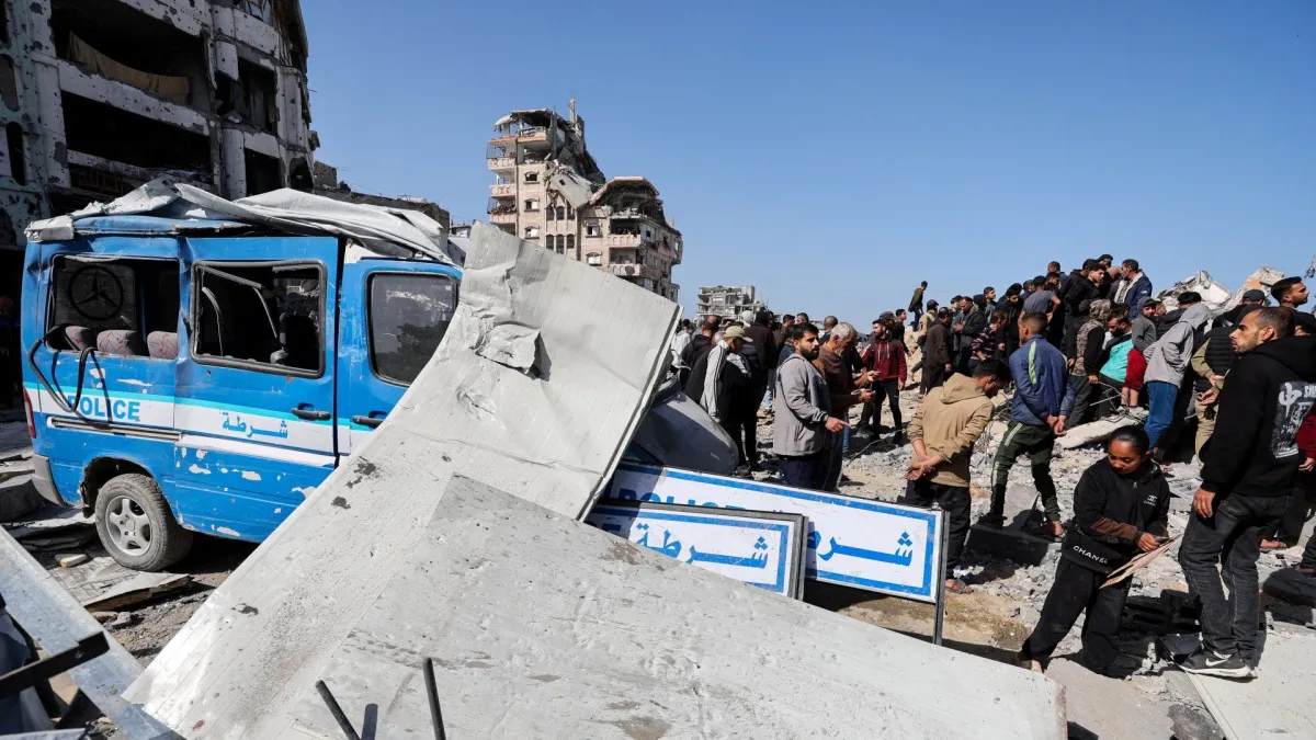 2000 متقدم بعد فتح باب الترشح للانضمام إلى قوة الشرطة في غزة