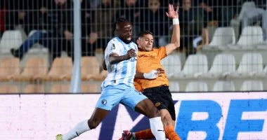 بيراميدز يصطدم بنهضة بركان الليلة.. القناة الناقلة وموعد المباراة