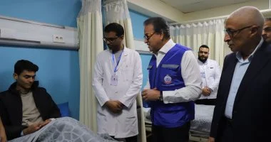 شاب فلسطيني يشيد بجهود مصر في استقباله وعلاجه بمستشفى العريش