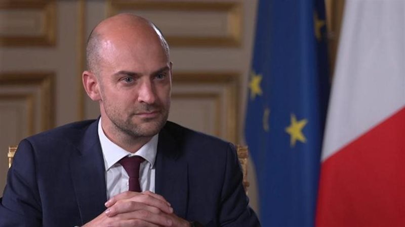 فرنسا تستدعي السفير الأمريكي احتجاجًا على تصريحات واشنطن بشأن مقتل ناشط يميني 1 فرنسا تستدعي السفير الأمريكي احتجاجًا على تصريحات واشنطن بشأن مقتل ناشط يميني