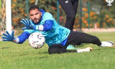 حارس مرمى المصري البورسعيدي يتصدر قائمة أفضل حراس الكونفدرالية