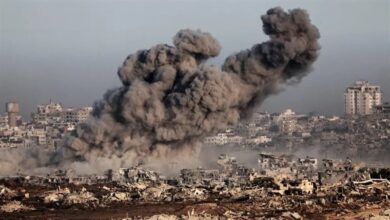 غارة إسرائيلية على خان يونس وتحركات أمريكية لعقد أول اجتماع لـمجلس السلام بشأن غزة