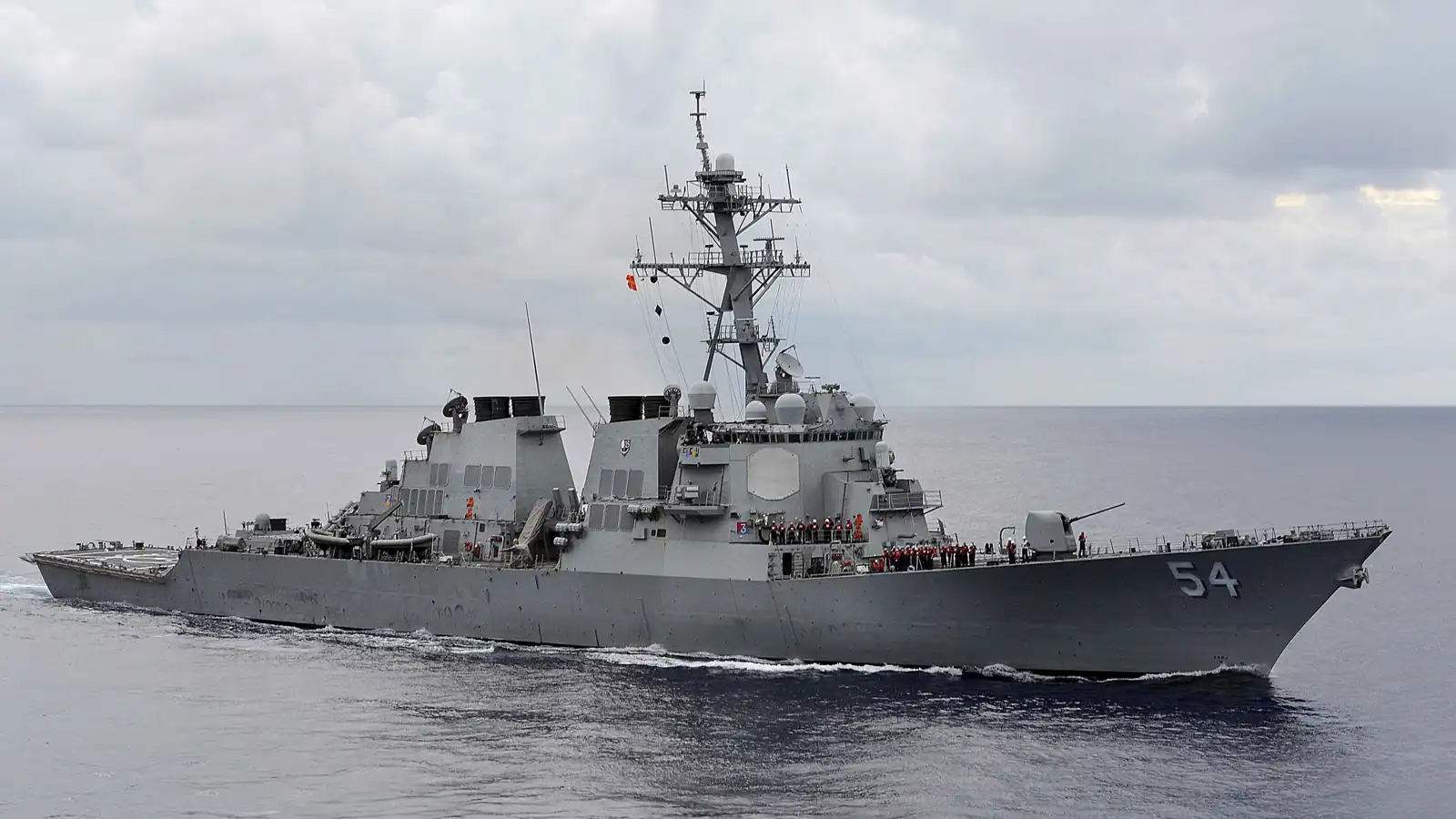 البحرية الأمريكية: تصادم سفينتين قبالة أمريكا الجنوبية يؤثر على الجاهزية