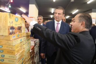 وزير الزراعة يفتتح جناح منتجات الوزارة في المريوطية بمناسبة شهر رمضان