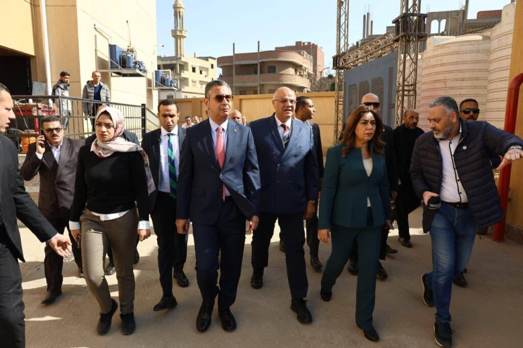 منال عوض وشريف فاروق يفتتحان مجزر كفر شكر «النصف آلي» بتكلفة 45 مليون جنيه (صور)