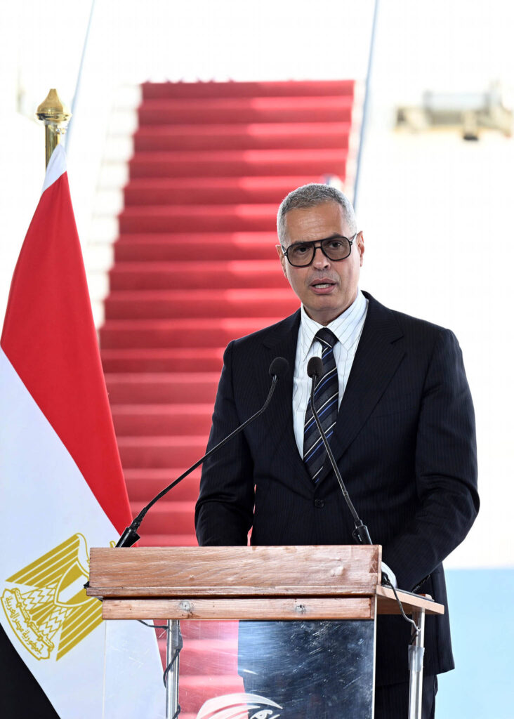 رئيس الوزراء يشهد انضمام أول طائرة من طراز Airbus A350-900 إلى أسطول مصر للطيران 5 رئيس الوزراء يشهد انضمام أول طائرة من طراز Airbus A350-900 إلى أسطول مصر للطيران