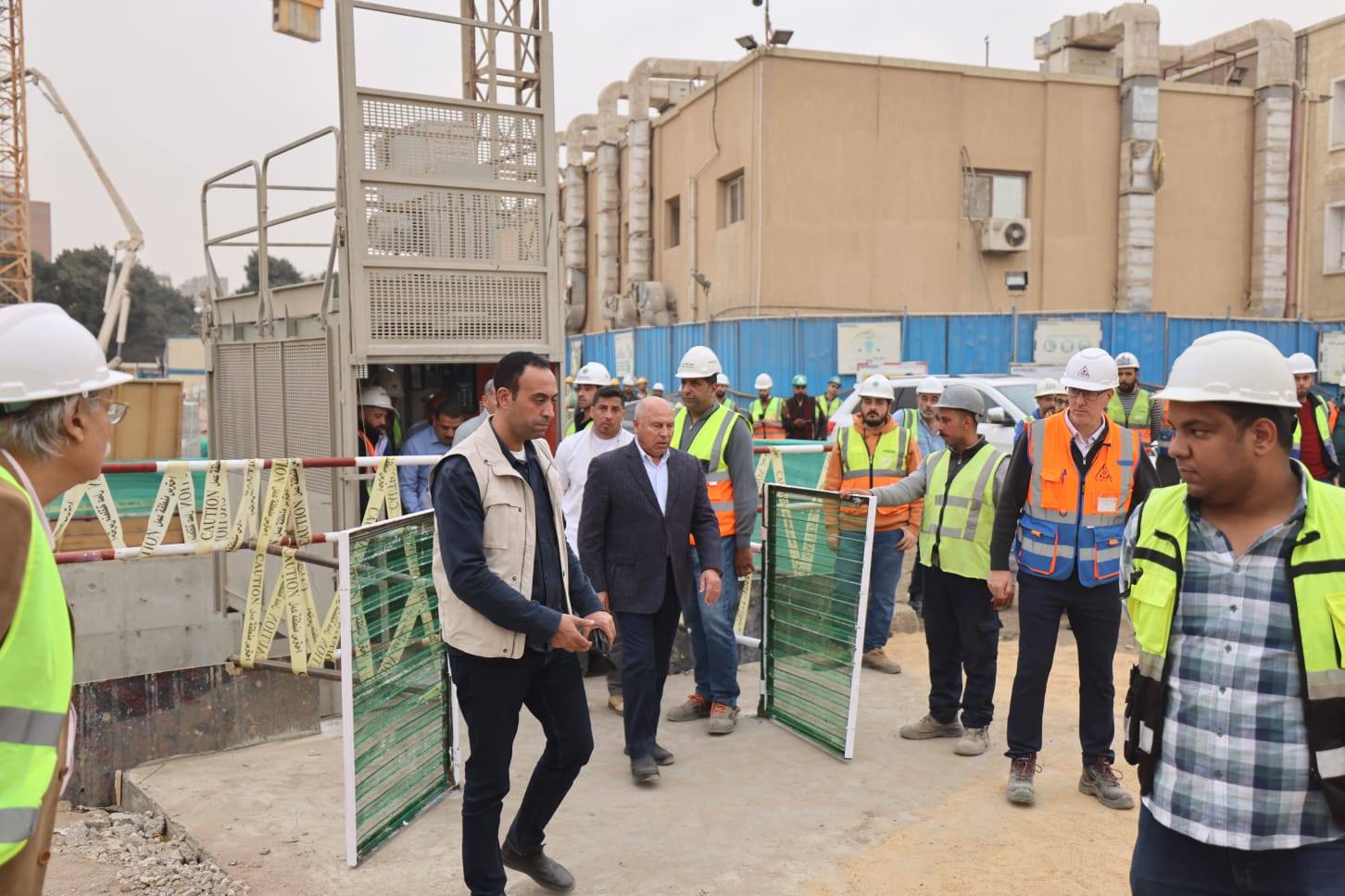 هبوط مبنى في منطقة الملك الصالح أثناء تنفيذ الخط الرابع لمترو الأنفاق