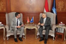 رئيس هيئة قناة السويس يبحث التعاون مع الخط الملاحي Hapag-Lloyd