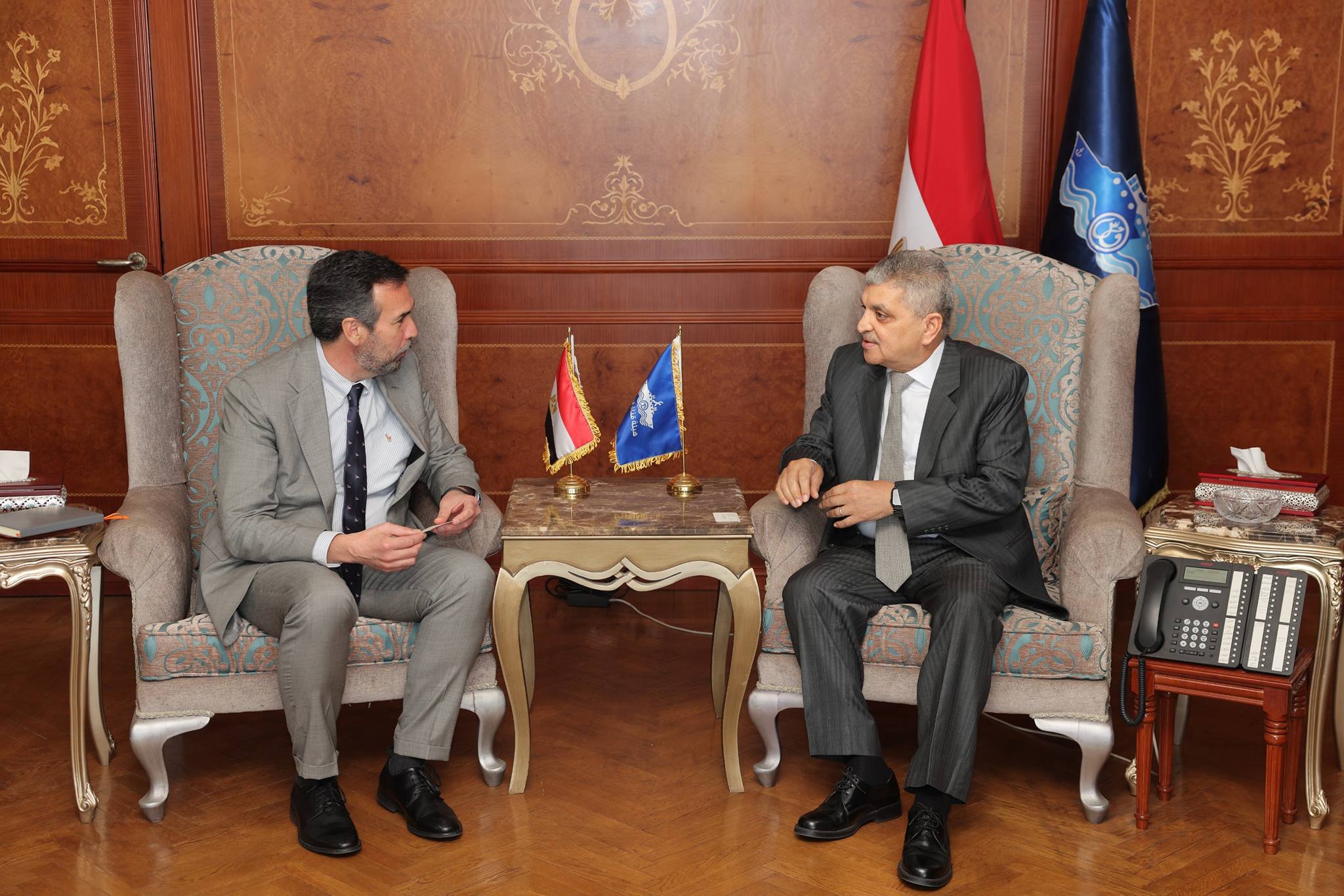 رئيس هيئة قناة السويس يبحث التعاون مع الخط الملاحي Hapag-Lloyd