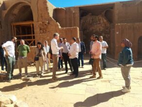 الأمين العام للمجلس الأعلى للآثار يتفقد مشروعات تطوير المواقع الأثرية بأسوان 2 الأمين العام للمجلس الأعلى للآثار يتفقد مشروعات تطوير المواقع الأثرية بأسوان