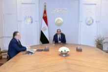 الرئيس السيسي ومحافظ البنك المركزي يستعرضان إنجازات القطاع المصرفي لعام 2025