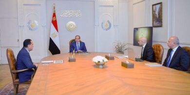 التعليم الفني يرتدي "الزي الدولي".. السيسي يوجه بتدريس البرمجة وتطبيق عقوبات رادعة في الثانوية العامة