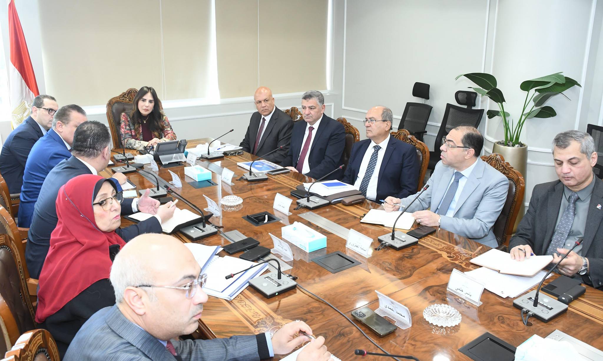 وزيرة الإسكان تتابع مع صندوق التنمية الحضرية تشغيل "حدائق تلال الفسطاط" وتطور المشروعات