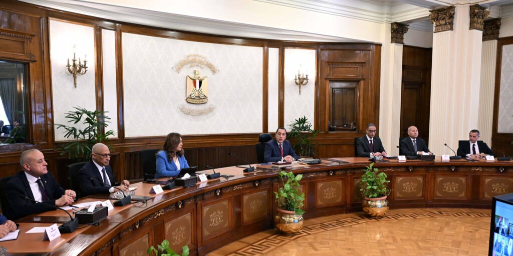 المحافظون الجدد في "ميدان الاختبار".. مدبولي يرسخ مدرسة "الإدارة بالنتائج" ويضع الأمن الغذائي والأسواق على رأس الأولويات