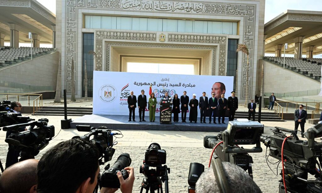 مدبولي أثناء إطلاق «أبواب الخير» ويؤكد: الإطعام حماية اجتماعية والشراكة قوة وطنية