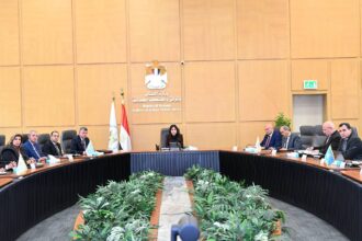 وزيرة الإسكان تؤكد على سرعة إنهاء مشروعات "حياة كريمة" لتحسين حياة أهالي الريف 2 وزيرة الإسكان تؤكد على سرعة إنهاء مشروعات "حياة كريمة" لتحسين حياة أهالي الريف