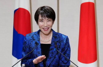 البرلمان الياباني يعيد انتخاب تاكايتشي رئيسة للوزراء
