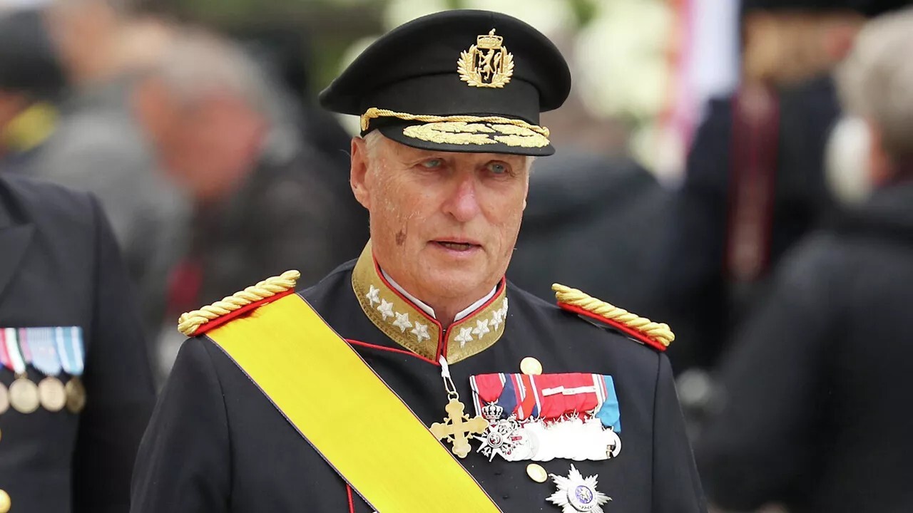 الملك هارالد الخامس ملك النرويج يخضع للعلاج في إسبانيا 1 الملك هارالد الخامس ملك النرويج يخضع للعلاج في إسبانيا