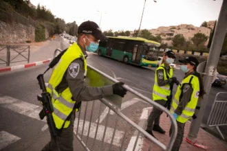 حادثان خلال ساعة.. إصابة 17 جنديا إسرائيليا في انقلاب حافلة وتصادم قرب النقب 2 حادثان خلال ساعة.. إصابة 17 جنديا إسرائيليا في انقلاب حافلة وتصادم قرب النقب