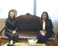 وزيرة التضامن تهنئ وزيرة الإسكان بعد حلف اليمين وتبحثان تسهيل تراخيص الحضانات