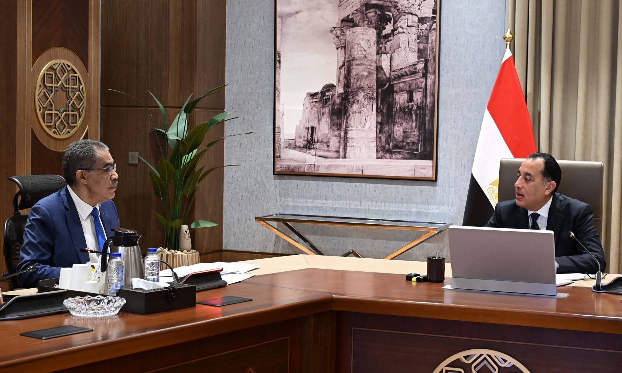 رئيس الوزراء يستعرض مع وزير الدولة للإعلام خطة المرحلة المقبلة وآليات تنفيذ التكليفات الرئاسية