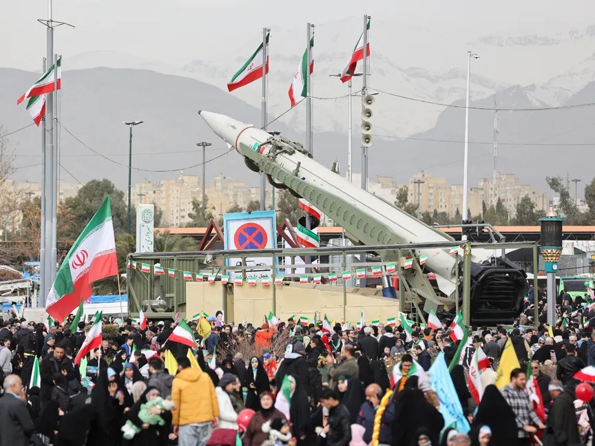 إيران توقع صفقة تسليح سرية مع روسيا بقيمة 500 مليون يورو