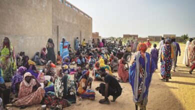 السودان في مهب الريح.. جبهات القتال تلتهم "الأزرق" و"كردفان" .. وشبح المجاعة يطارد 50 مليوناً تحت ركام الاقتصاد