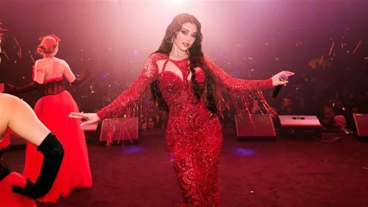 هيفاء وهبي تشعل مسرح بيروت بحفل كامل العدد احتفالاً بعيد الحب