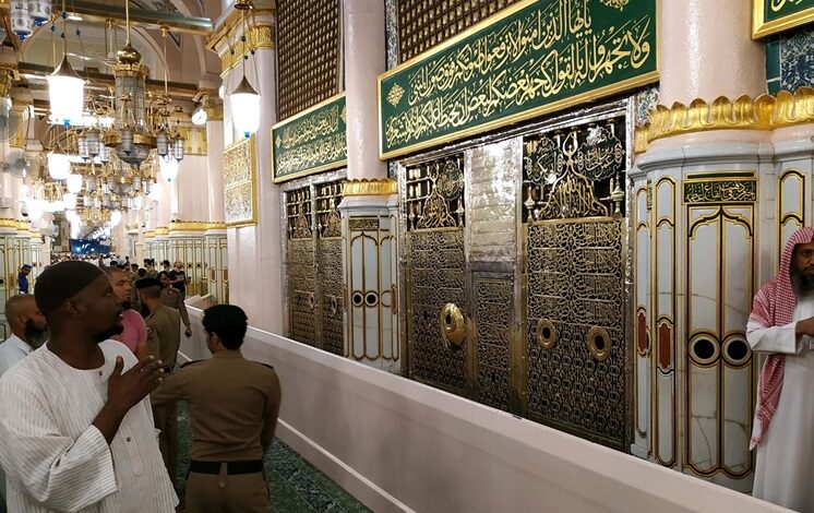 إعلان مواعيد زيارة الروضة الشريفة بالمسجد النبوي خلال شهر رمضان 1447هـ للرجال والنساء 1 إعلان مواعيد زيارة الروضة الشريفة بالمسجد النبوي خلال شهر رمضان 1447هـ للرجال والنساء