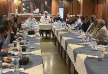 اتحاد الغرف السياحية يناقش تحديات الموسم الحالي ويؤكد تعزيز التعاون مع الحكومة